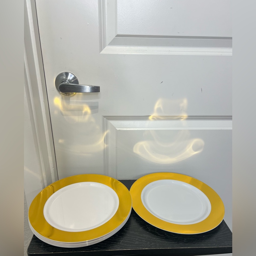 Gold plates